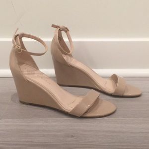 Kelly & Katie Beige Wedge sandal with strap